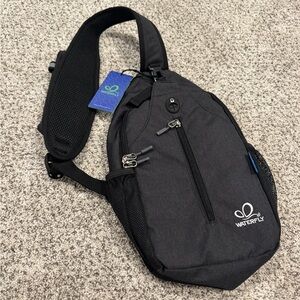 Waterfly Sling/Backpack - Black